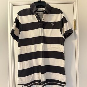 Abercrombie 3 button muscle polo shirt